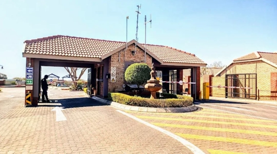 2 Bedroom Property for Sale in Montana Gauteng
