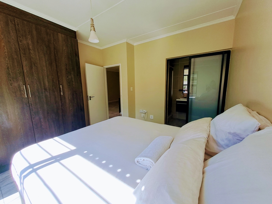 3 Bedroom Property for Sale in Greenstone Crest Gauteng