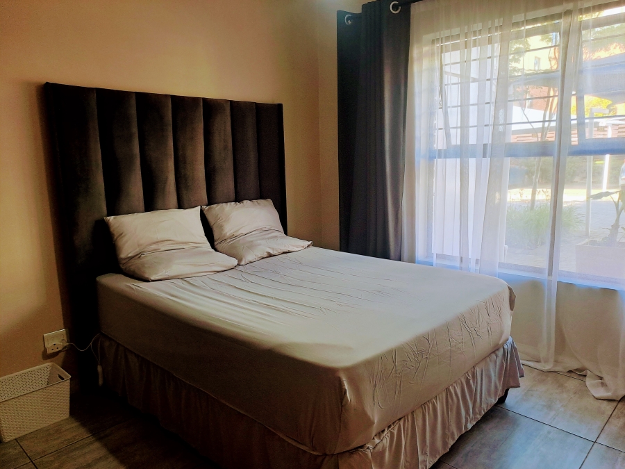 3 Bedroom Property for Sale in Greenstone Crest Gauteng