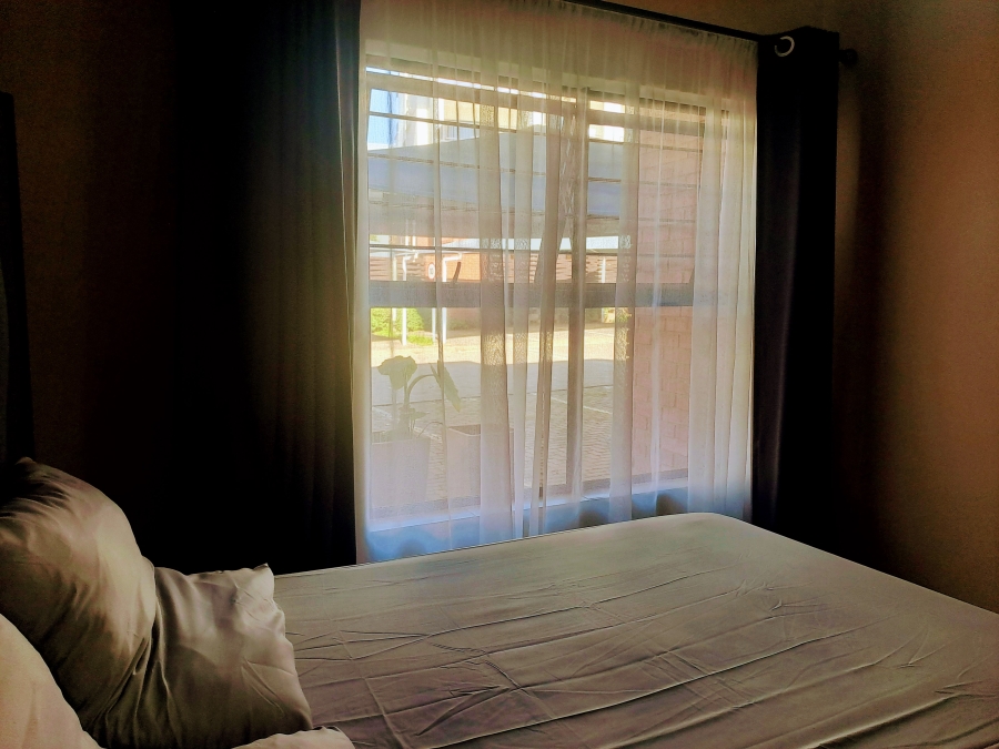 3 Bedroom Property for Sale in Greenstone Crest Gauteng