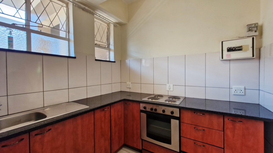 To Let 1 Bedroom Property for Rent in Rosebank Gauteng