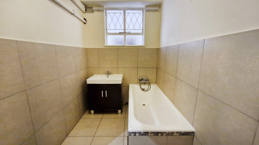 To Let 1 Bedroom Property for Rent in Rosebank Gauteng