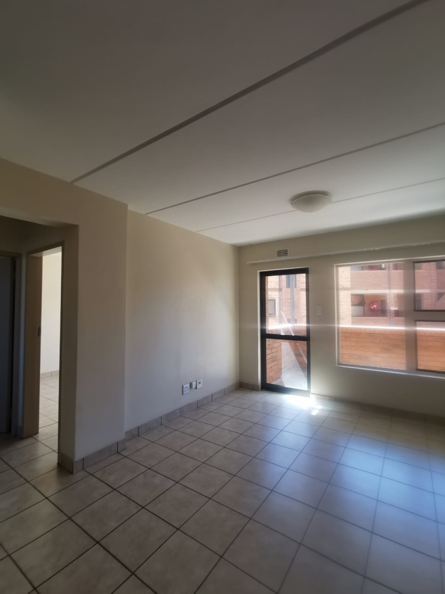 To Let 2 Bedroom Property for Rent in Olympus AH Gauteng
