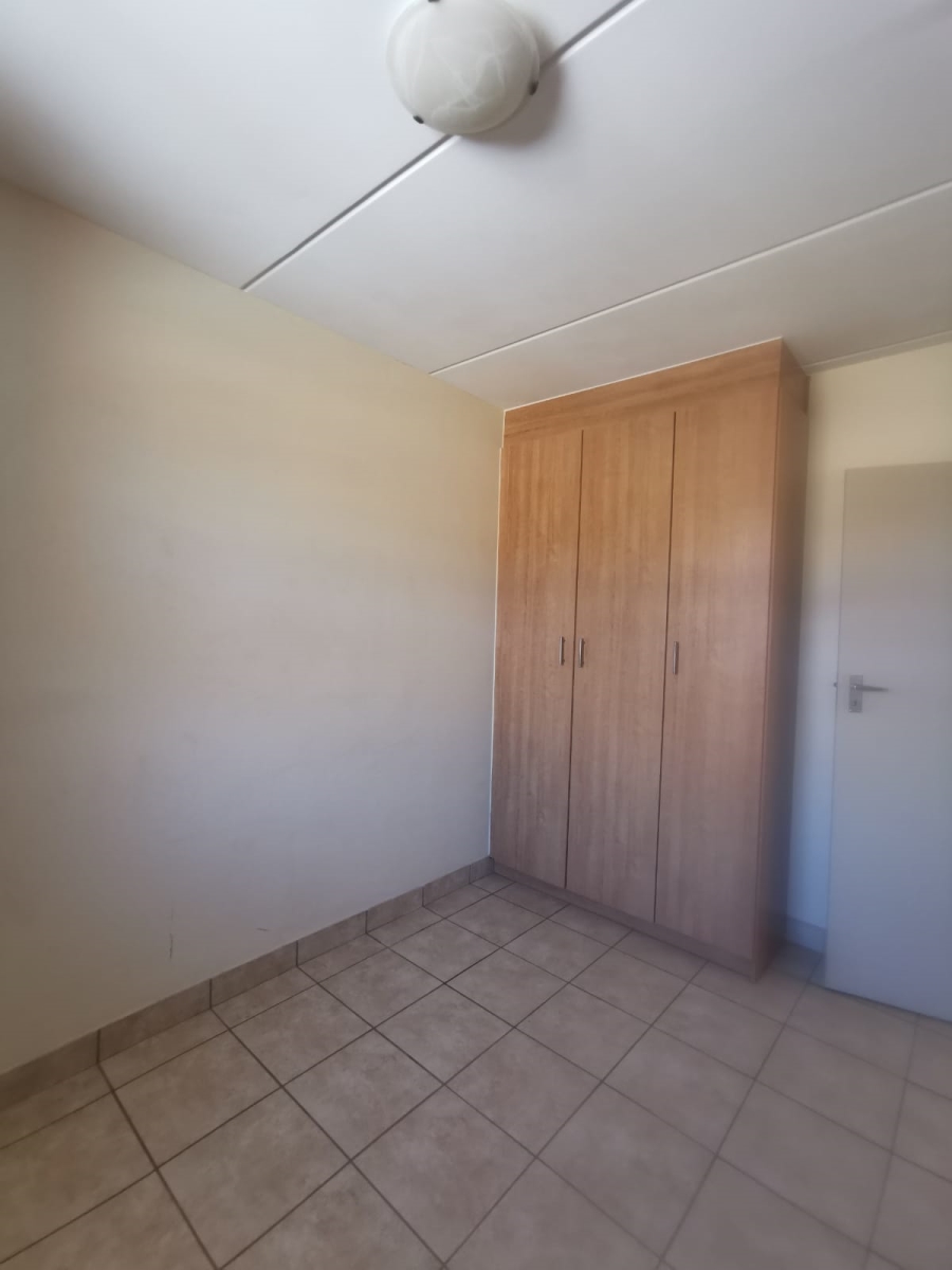 To Let 2 Bedroom Property for Rent in Olympus AH Gauteng