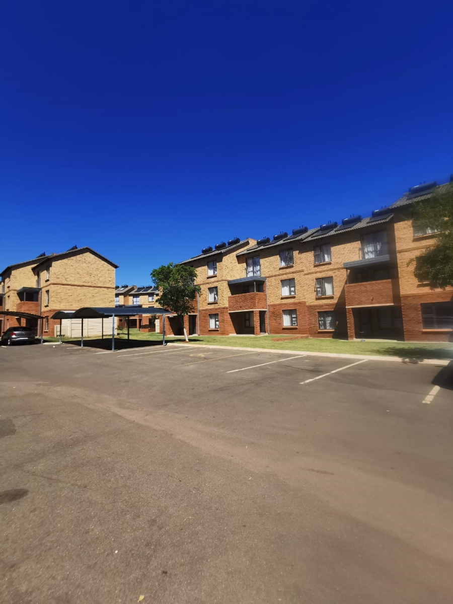 To Let 2 Bedroom Property for Rent in Olympus AH Gauteng