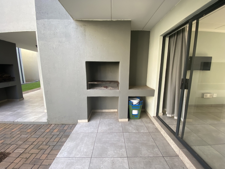 2 Bedroom Property for Sale in Jansenpark Gauteng