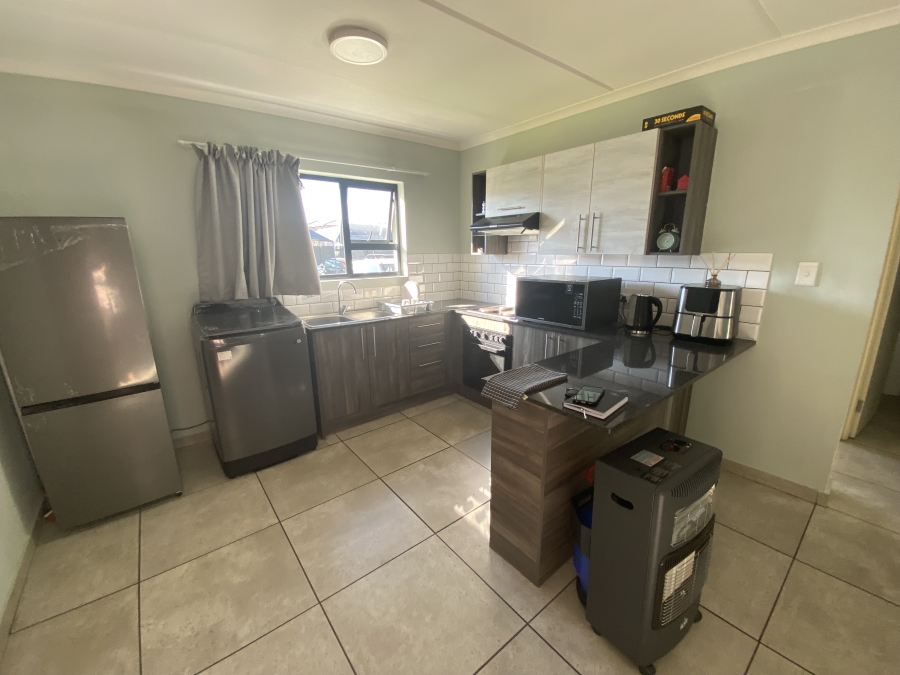 2 Bedroom Property for Sale in Jansenpark Gauteng