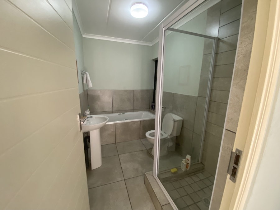 2 Bedroom Property for Sale in Jansenpark Gauteng