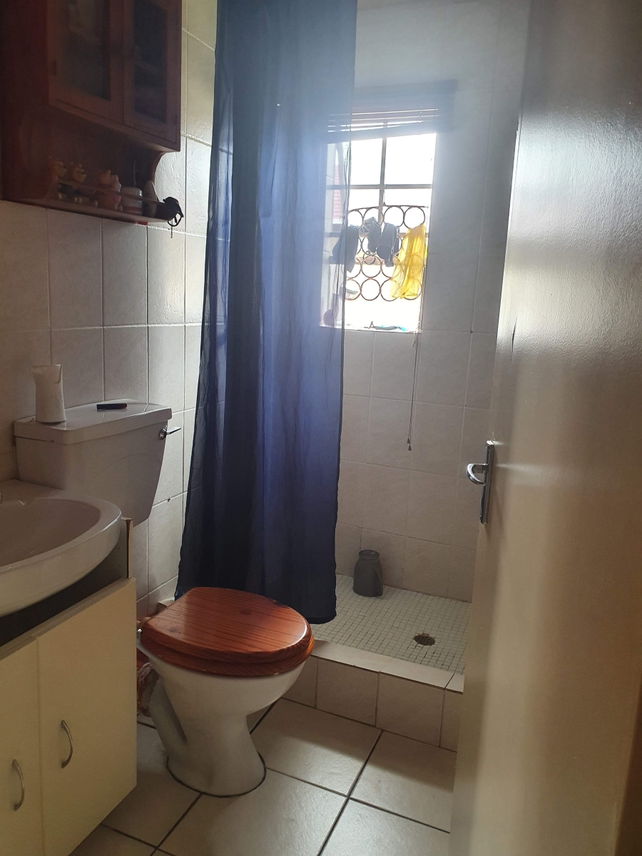 3 Bedroom Property for Sale in Vorna Valley Gauteng