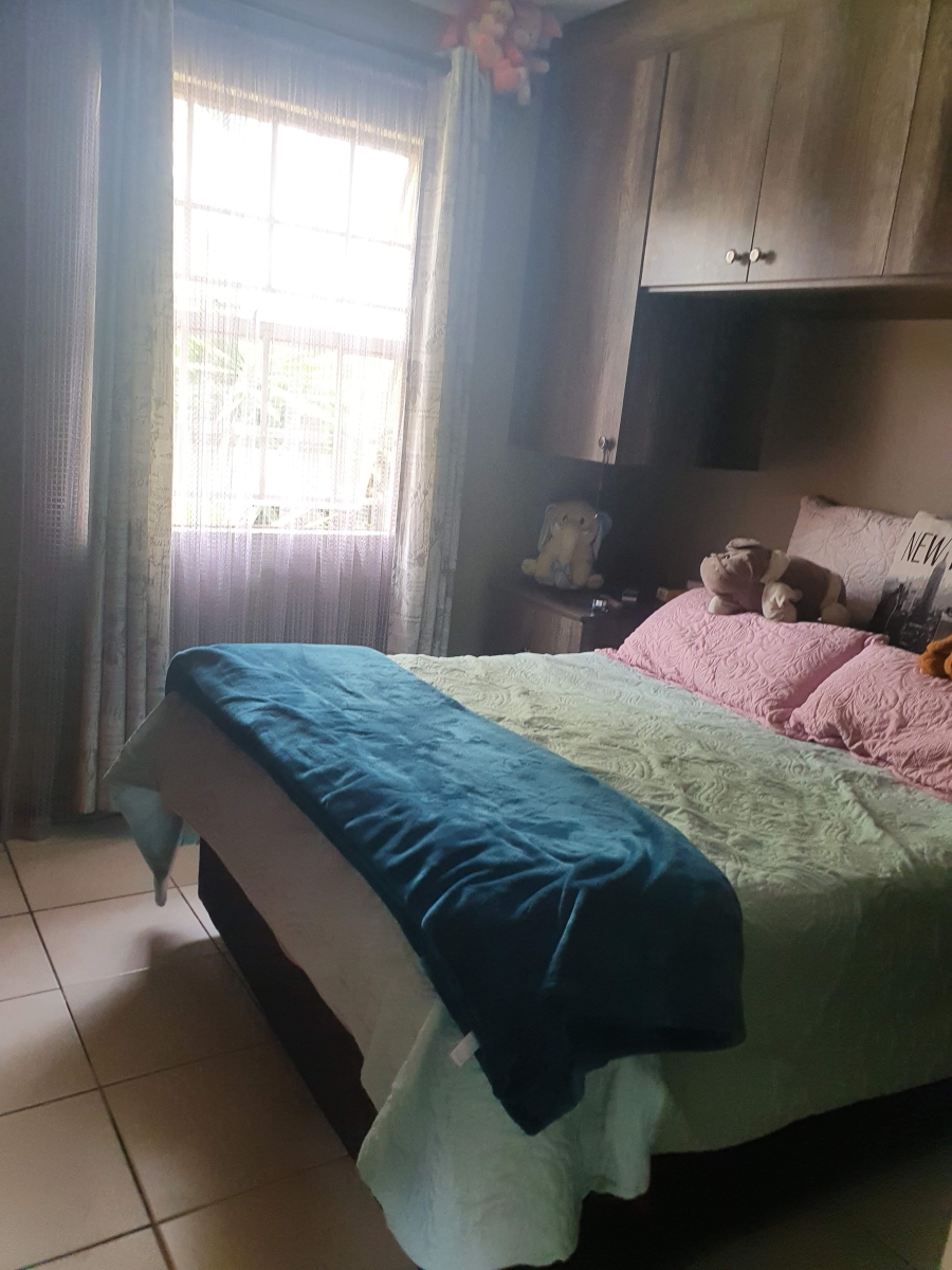 3 Bedroom Property for Sale in Vorna Valley Gauteng