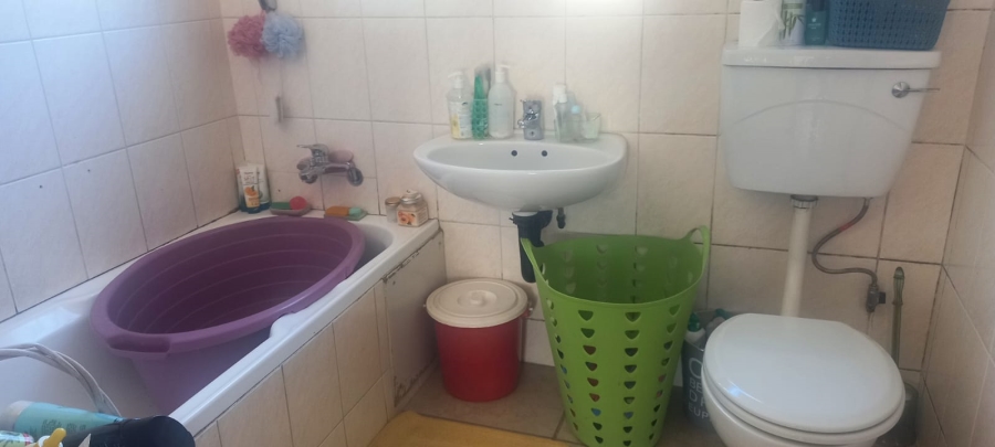 2 Bedroom Property for Sale in Verwoerdpark Gauteng