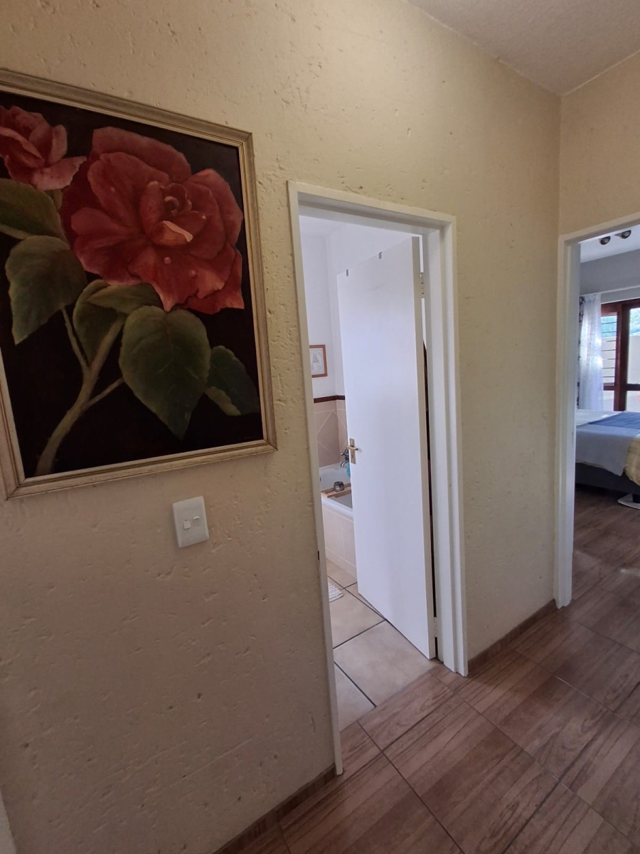 To Let 2 Bedroom Property for Rent in Lonehill Gauteng