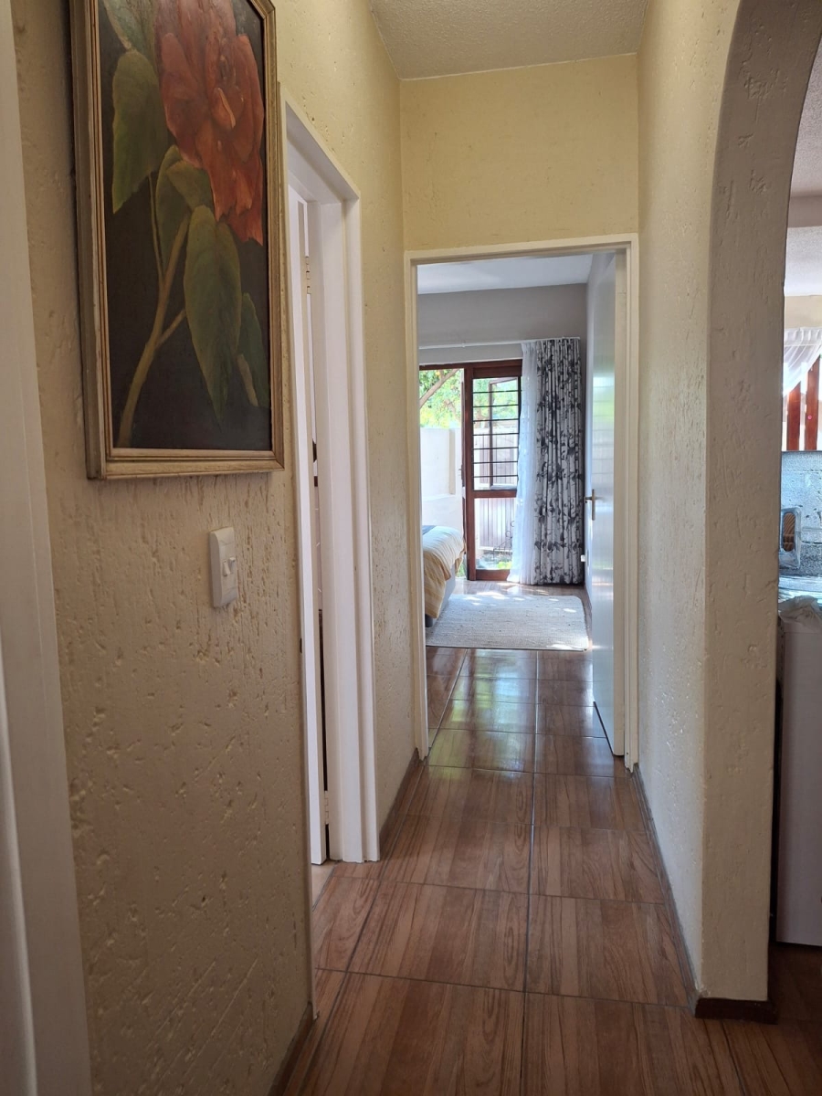 To Let 2 Bedroom Property for Rent in Lonehill Gauteng