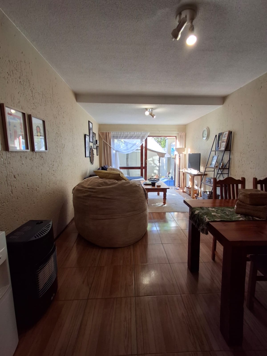 To Let 2 Bedroom Property for Rent in Lonehill Gauteng
