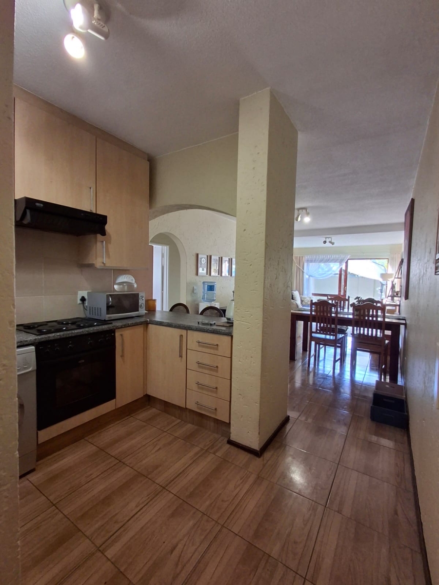 To Let 2 Bedroom Property for Rent in Lonehill Gauteng