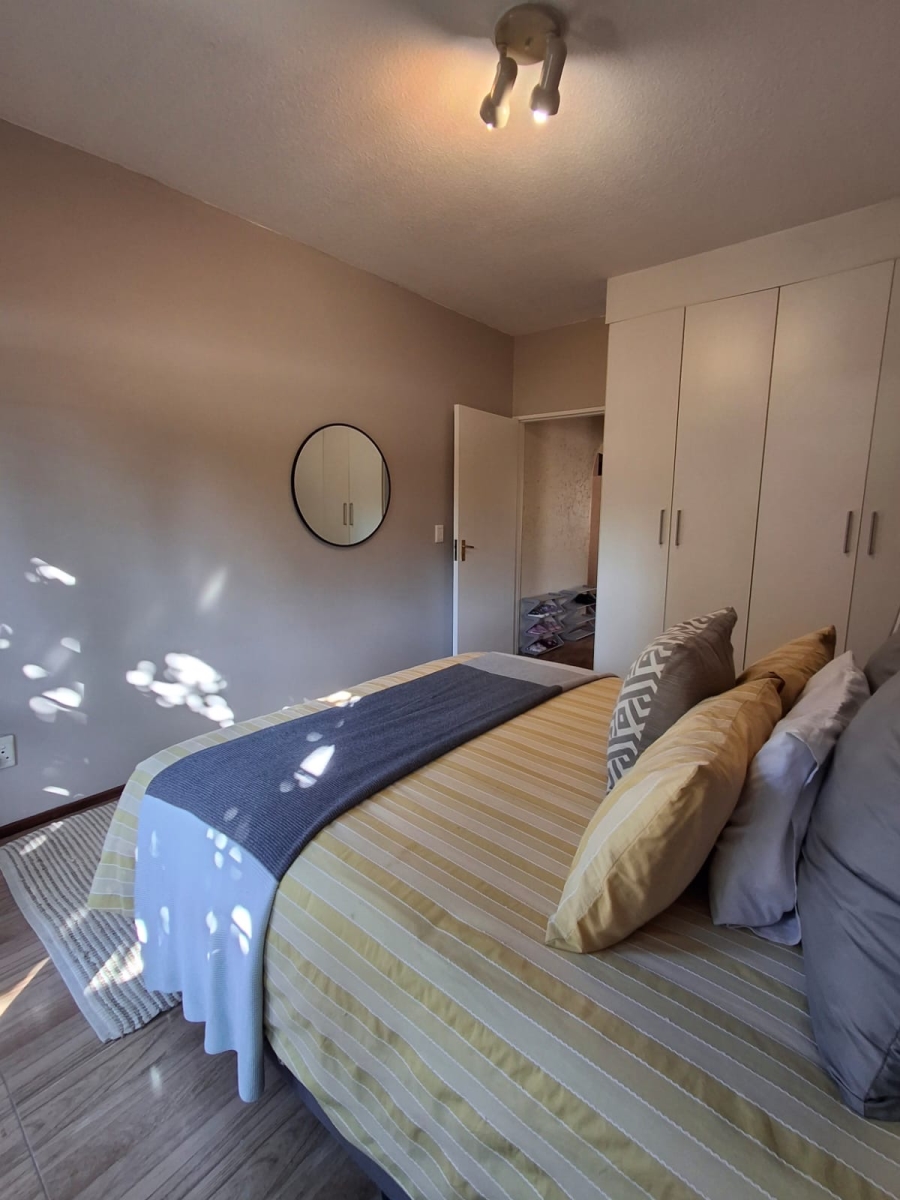 To Let 2 Bedroom Property for Rent in Lonehill Gauteng