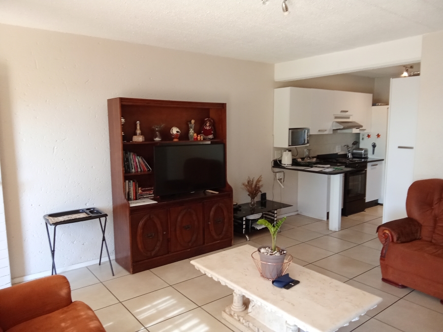 2 Bedroom Property for Sale in Allens Nek Gauteng