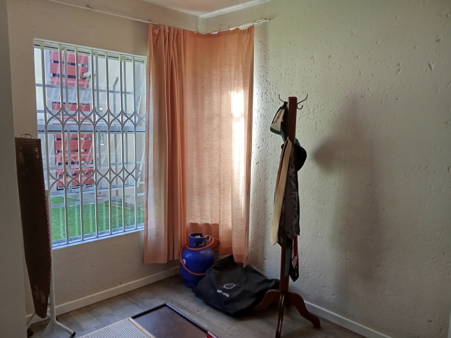 2 Bedroom Property for Sale in Allens Nek Gauteng
