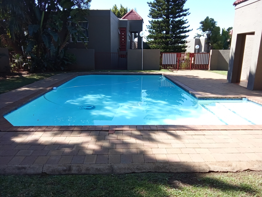 2 Bedroom Property for Sale in Allens Nek Gauteng