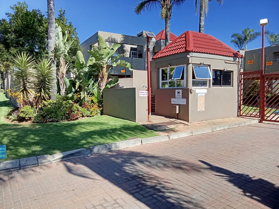 2 Bedroom Property for Sale in Allens Nek Gauteng