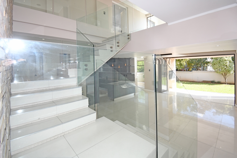 4 Bedroom Property for Sale in Waterfall Country Village Gauteng
