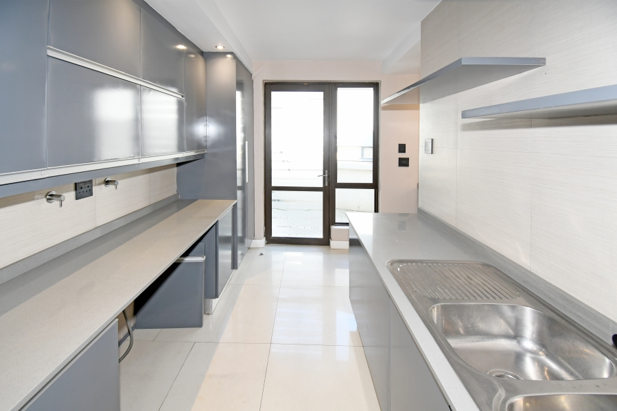 4 Bedroom Property for Sale in Waterfall Country Village Gauteng