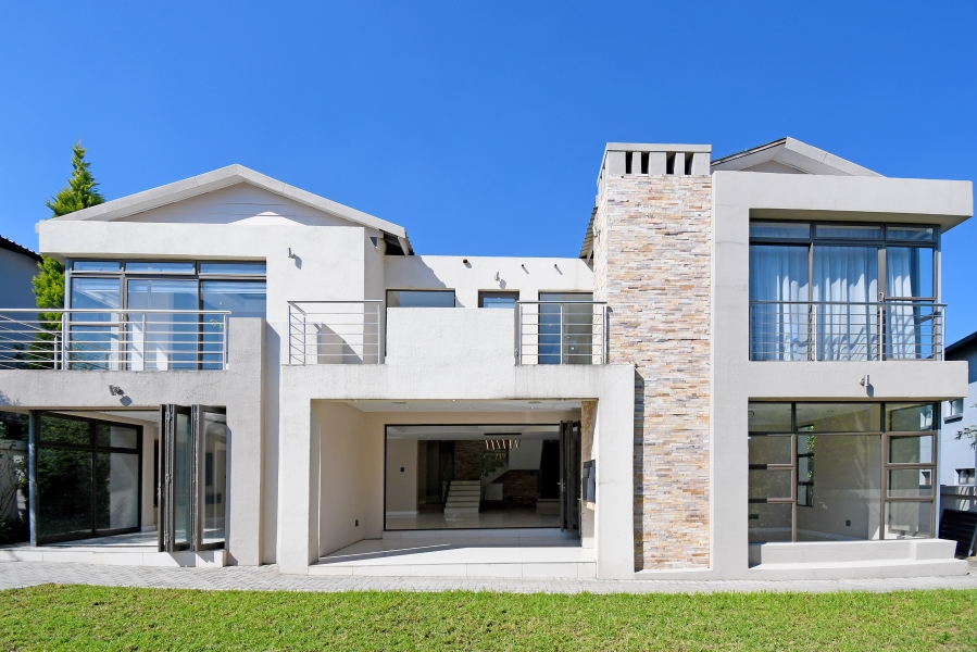4 Bedroom Property for Sale in Waterfall Country Village Gauteng