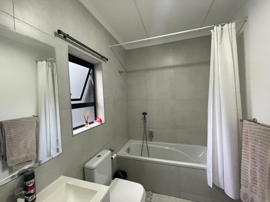 3 Bedroom Property for Sale in Maroeladal Gauteng