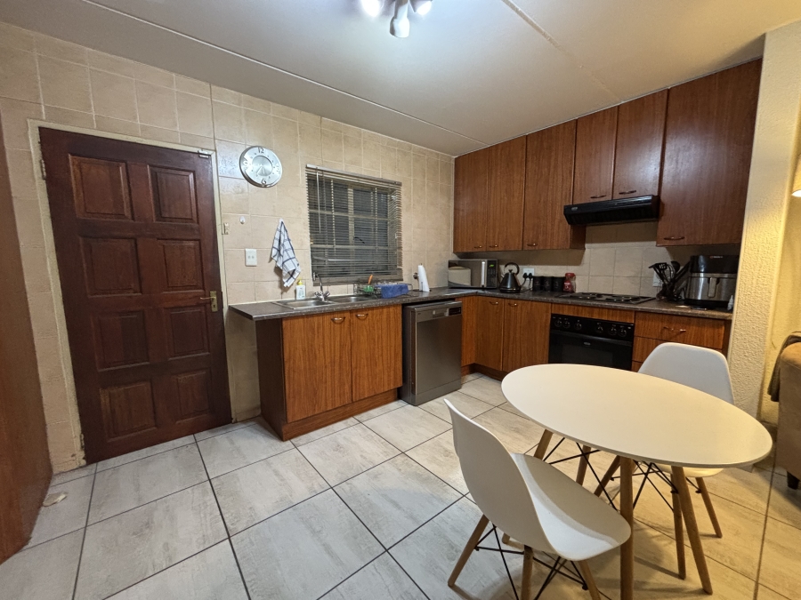 2 Bedroom Property for Sale in North Riding Gauteng