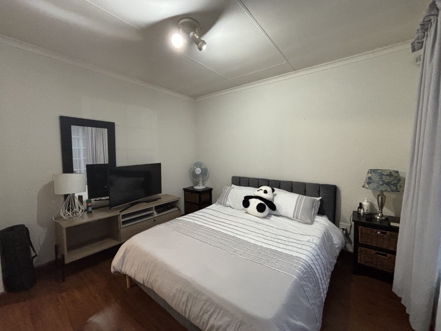 2 Bedroom Property for Sale in North Riding Gauteng
