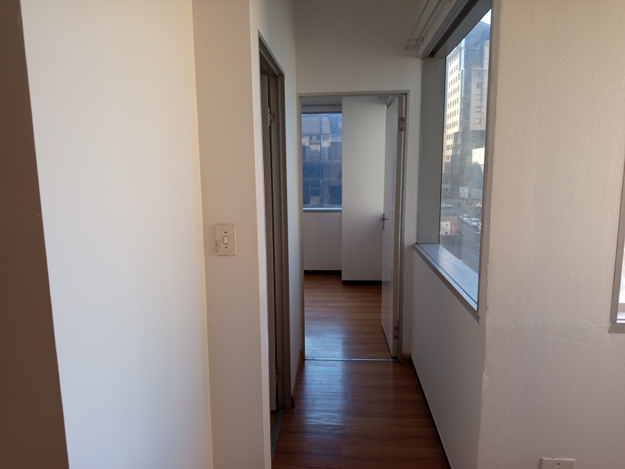 1 Bedroom Property for Sale in Johannesburg Central Gauteng