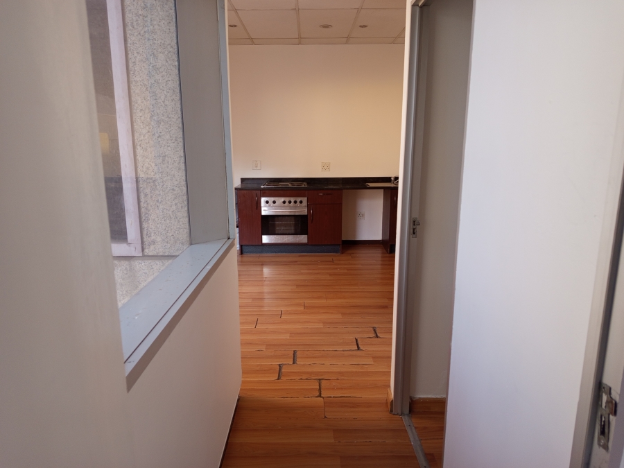 1 Bedroom Property for Sale in Johannesburg Central Gauteng