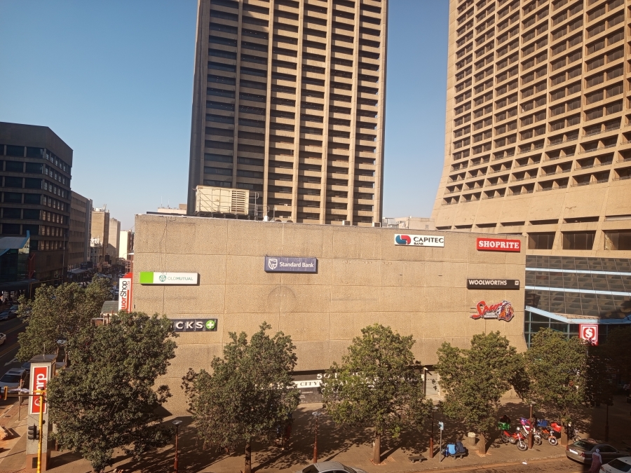 1 Bedroom Property for Sale in Johannesburg Central Gauteng