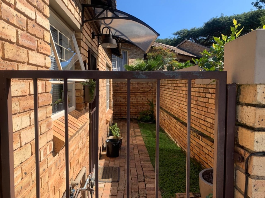 To Let 3 Bedroom Property for Rent in Wilgeheuwel Gauteng