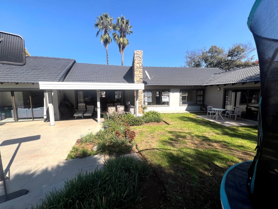 To Let 4 Bedroom Property for Rent in Parkmore Gauteng