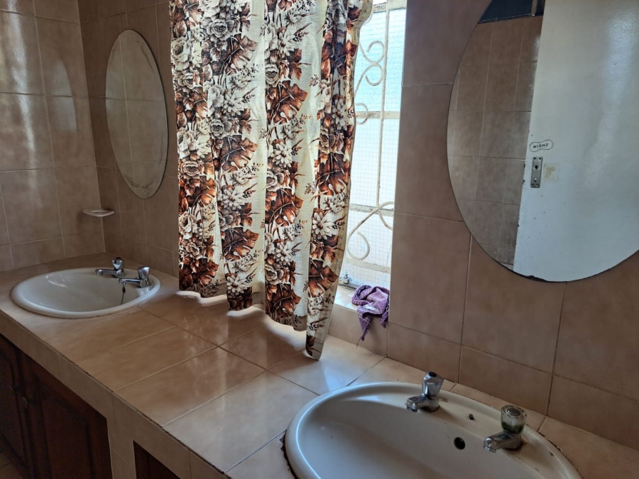 3 Bedroom Property for Sale in Bellevue Gauteng