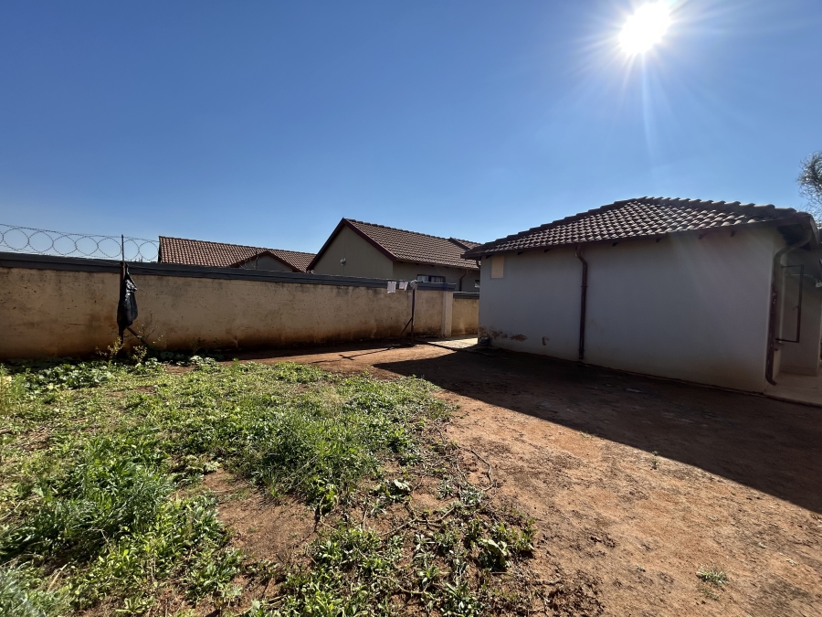 To Let 3 Bedroom Property for Rent in Soshanguve VV Gauteng