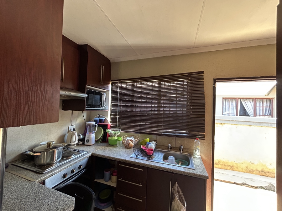 To Let 3 Bedroom Property for Rent in Soshanguve VV Gauteng
