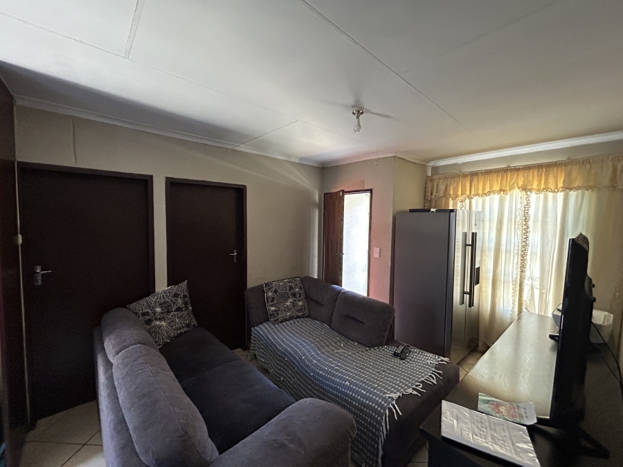 To Let 3 Bedroom Property for Rent in Soshanguve VV Gauteng