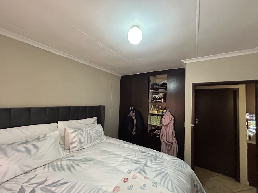To Let 3 Bedroom Property for Rent in Soshanguve VV Gauteng