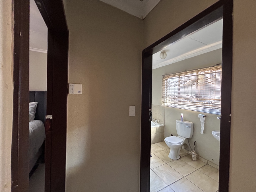 To Let 3 Bedroom Property for Rent in Soshanguve VV Gauteng