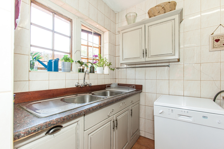 5 Bedroom Property for Sale in Equestria Gauteng