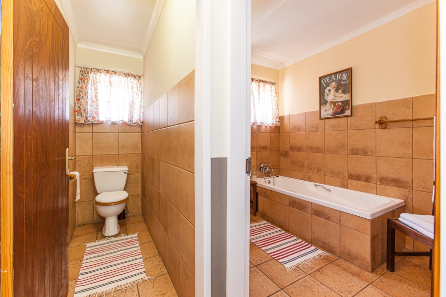 5 Bedroom Property for Sale in Equestria Gauteng