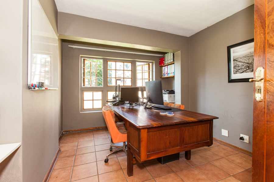 5 Bedroom Property for Sale in Equestria Gauteng