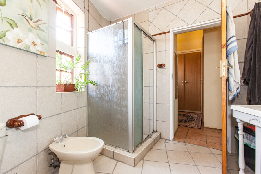 5 Bedroom Property for Sale in Equestria Gauteng