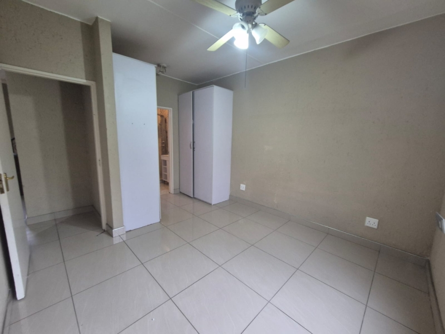3 Bedroom Property for Sale in Greenstone Hill Gauteng