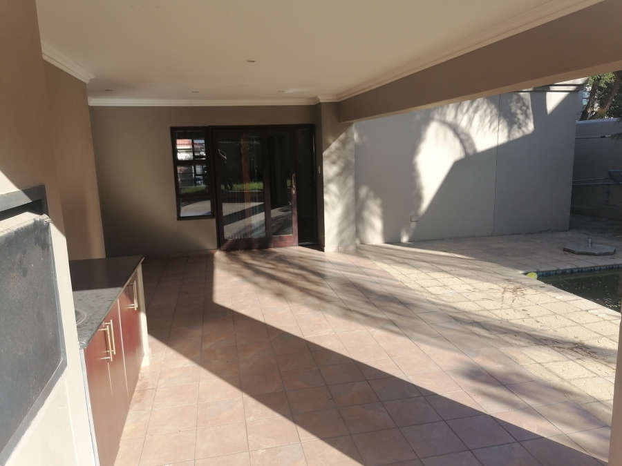 To Let 3 Bedroom Property for Rent in Honeydew Ridge Gauteng