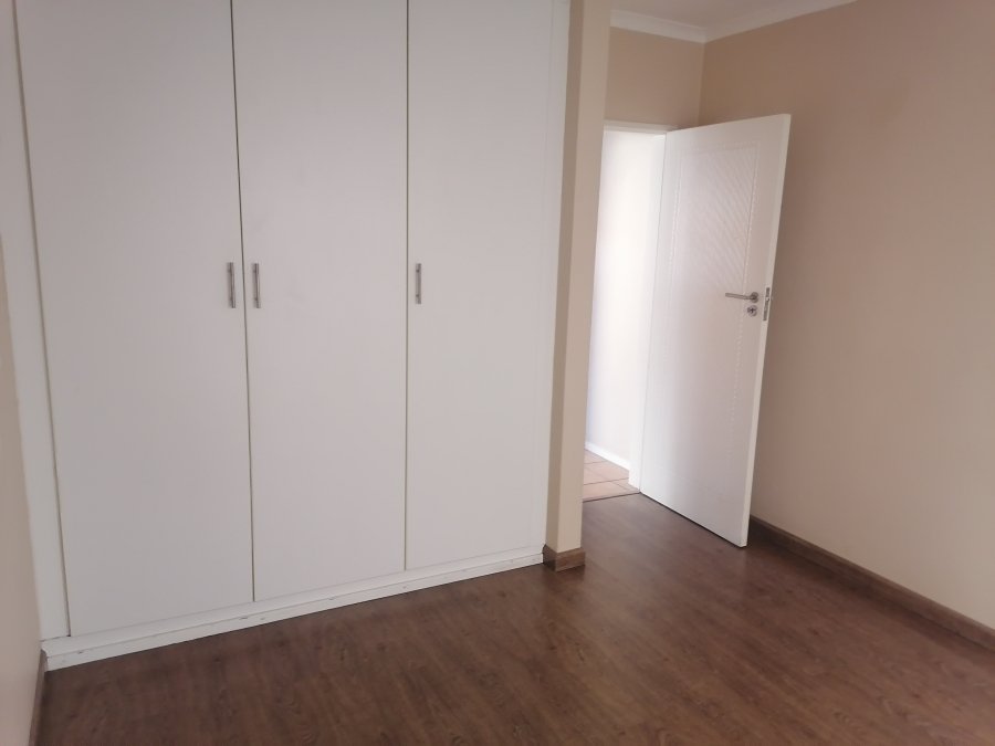 To Let 3 Bedroom Property for Rent in Honeydew Ridge Gauteng