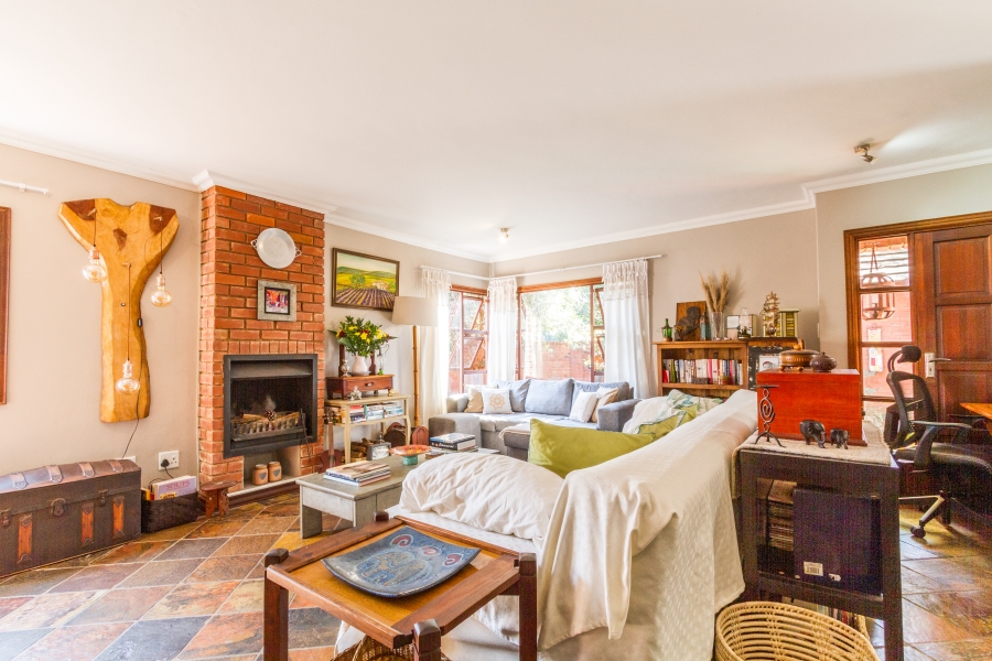 3 Bedroom Property for Sale in Equestria Gauteng