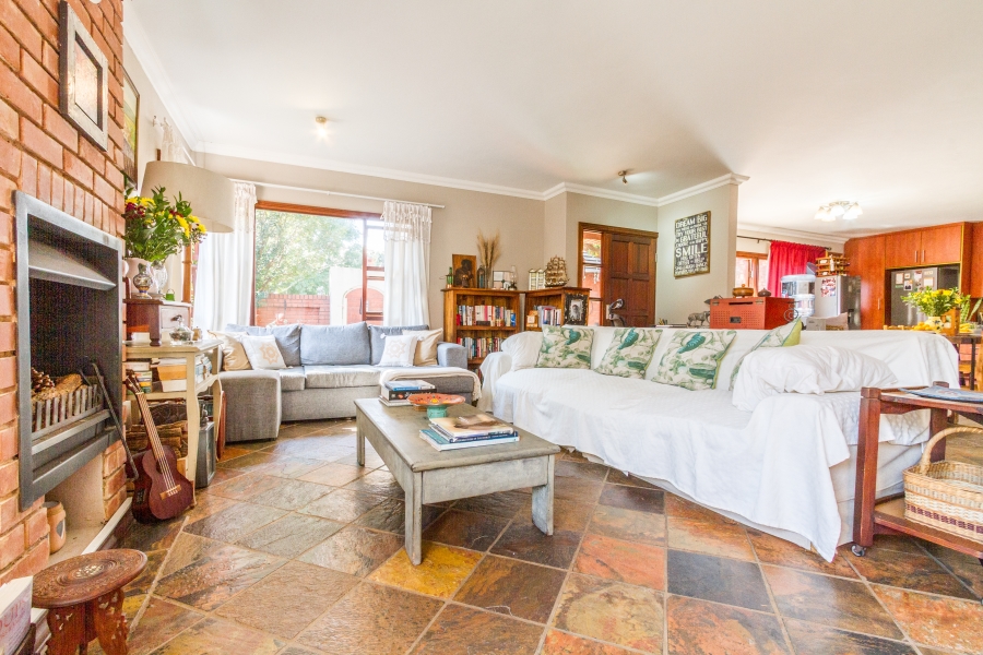 3 Bedroom Property for Sale in Equestria Gauteng